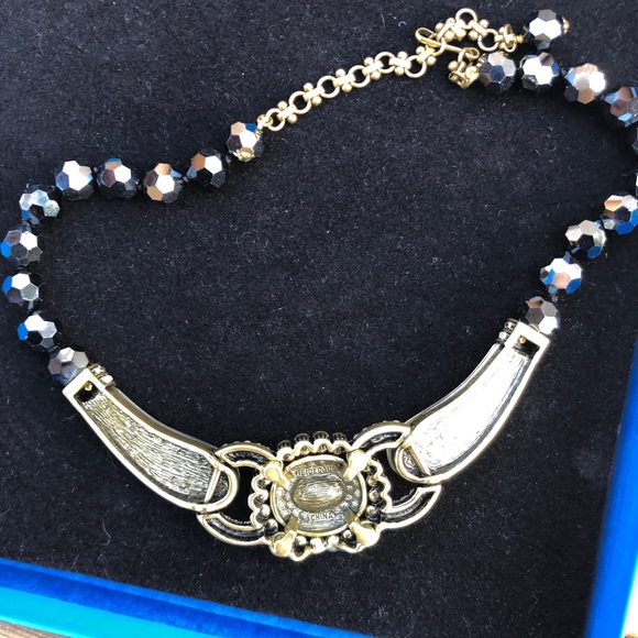 Heidi Daus 🆕 “Collector’s Edition” Crystal & Resin 2 in 1 Convertible necklace - Picture 7 of 8